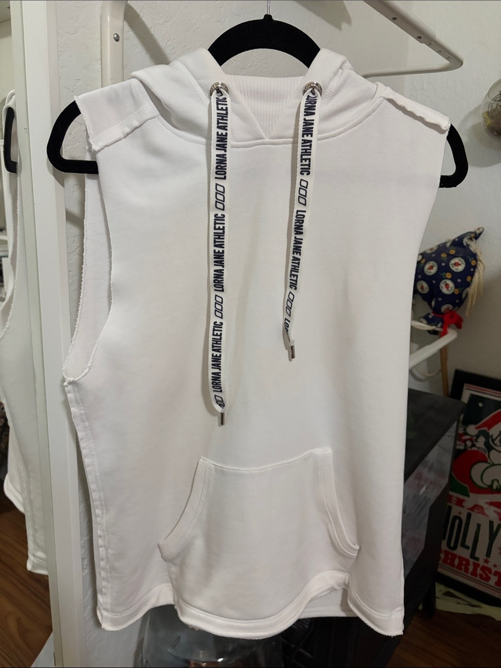 Lorna Jane White Sleeveless Hoodie